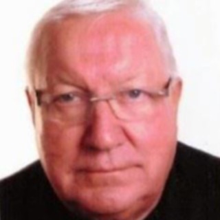 Jeg er en mand der nu er fyldt 80 år, men nu er alene. Vil gerne have kvindelig partner i  ... kontakt Jørgen, single Mand fra Kolding.