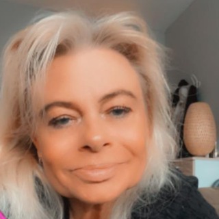 Jeg er en frisk pige på 51 år 
Jeg søger en frisk mand, med gode humor. 
Jeg kan godt li ... kontakt Christina, single Kvinde fra Brøndby Strand.